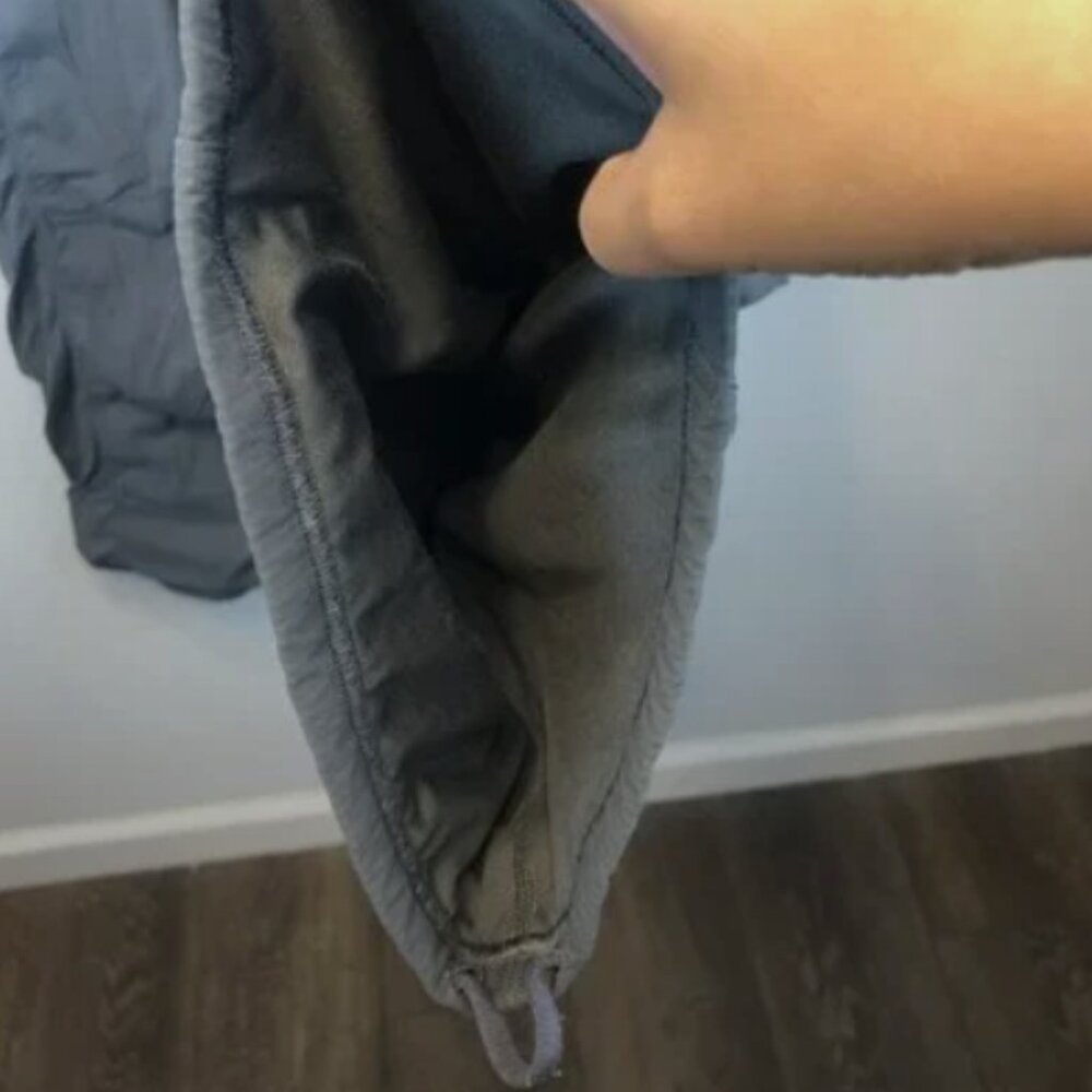 lululemon athletica Charcoal Gray Cropped Drawstring Capris - Picture 5 of 6